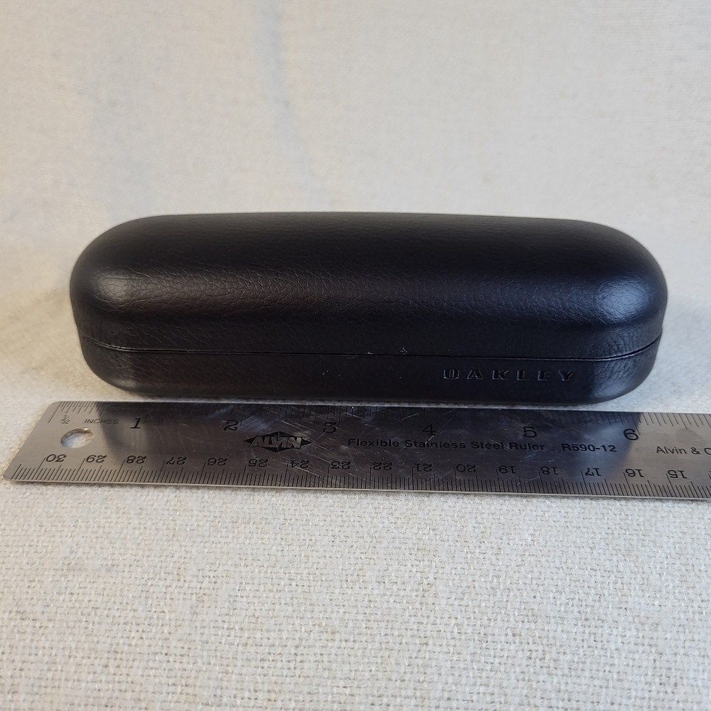 Hard Oakley Eyeglass/Sunglass Small *Case Only*